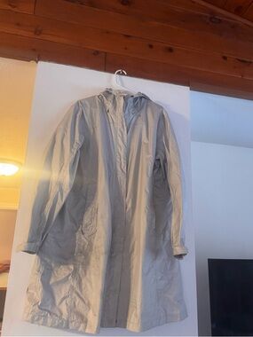 Plus size LL BEAN  Light Gray Hooded Rain Jacket size 1X